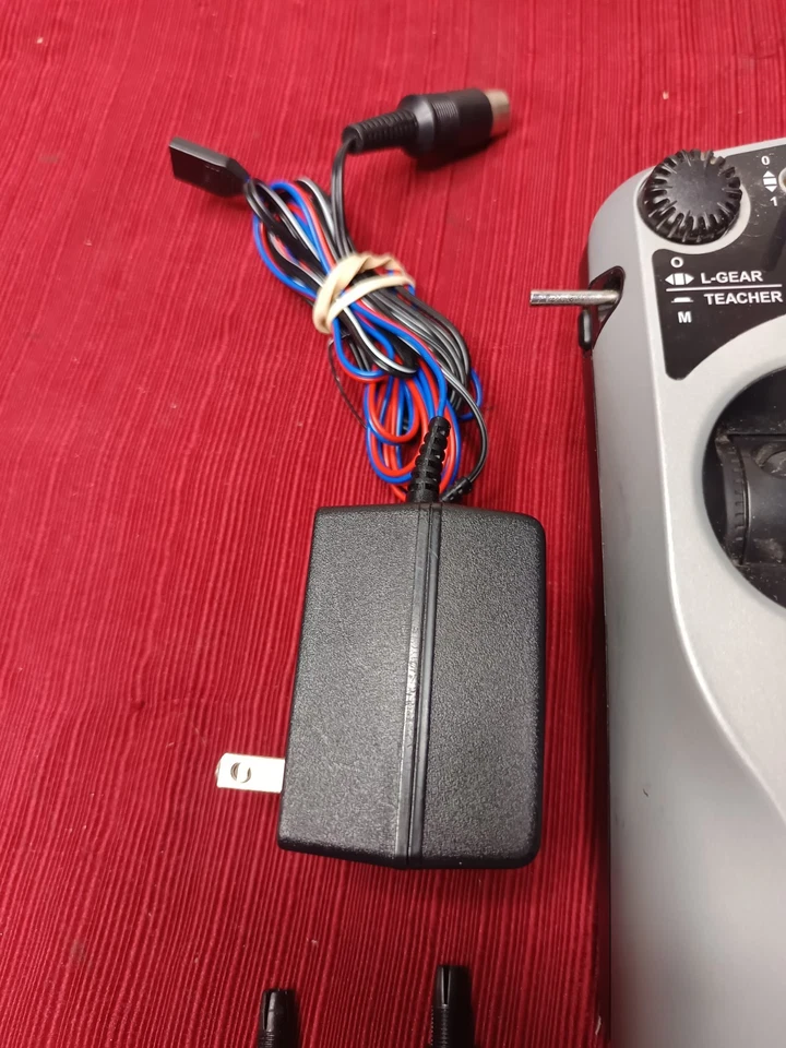 Multiplex Royal Evo 7 HFMS-72 Digital RC System Transmitter W/ Charger UNTESTED - Image 3 of 4