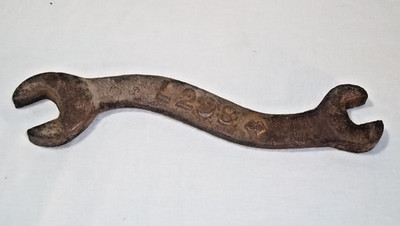 Antique New Idea L298 Open End Wrench Plow Farm Implement Tool