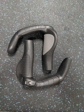 1068 Ergon GP5 Large Black/Grey Grips