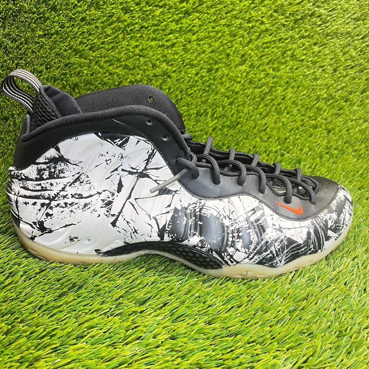 Nike Air Foamposite One Shattered Backboard for Sale  display picture 3