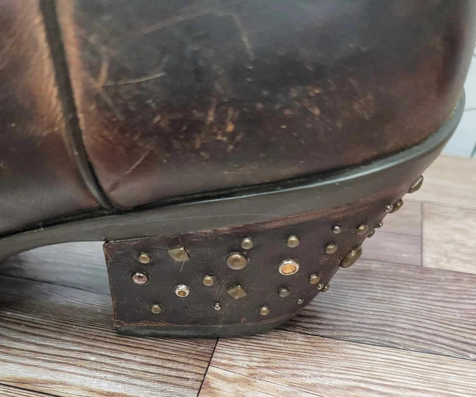 Botas vaqueras Ariat para mujer de cuero marrón con estrás talla 8B accesorio de moda  Foto 3 de 4