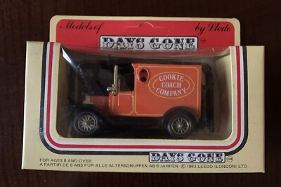 1983 Lledo Models Days Gone: Cookie Coach Company Delivery Truck NIB W/Figures