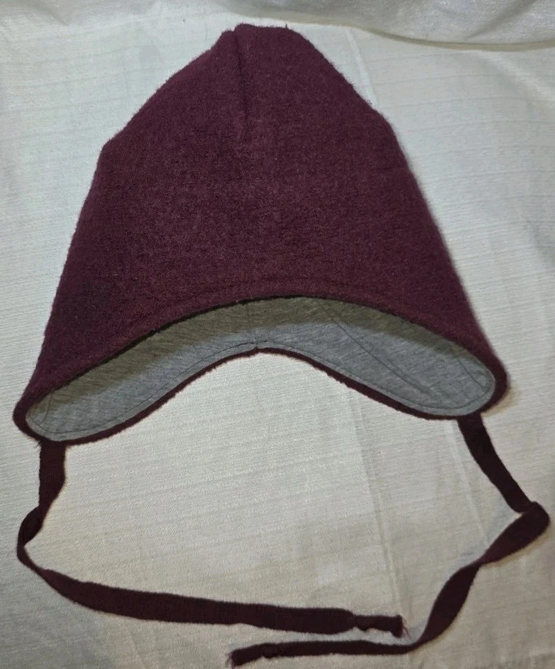 Disana Boiled Organic Merino Wool Hat Boiled Wool Hat Kids Size 3 3-6 Yrs Maroon
Opens in a new wind