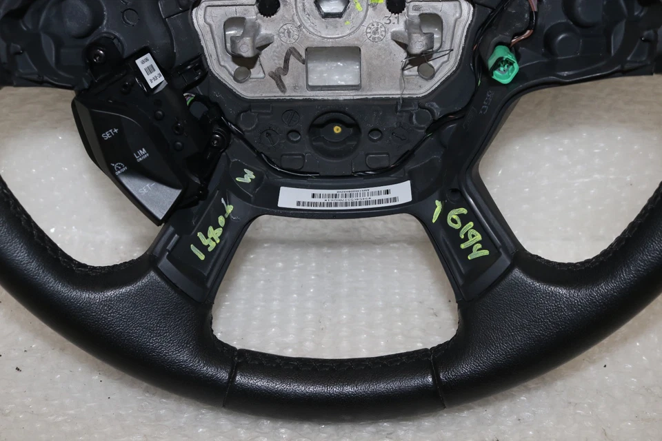 Ford Kuga 2 II MK2 DM2 Lederlenkrad Lenkrad Leder + Airbag Fahrerairbag - Bild 3 von 4