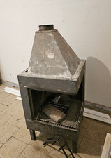 Camino prefabbricato in metallo con cappa piramidale, Stile Rustico - Come nuovo