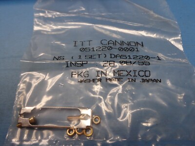 (1) ITT CANNON DA51220-1 D-SUB DSUB SLIDING LOCK RETAINER 051220-0001 SIZE 15