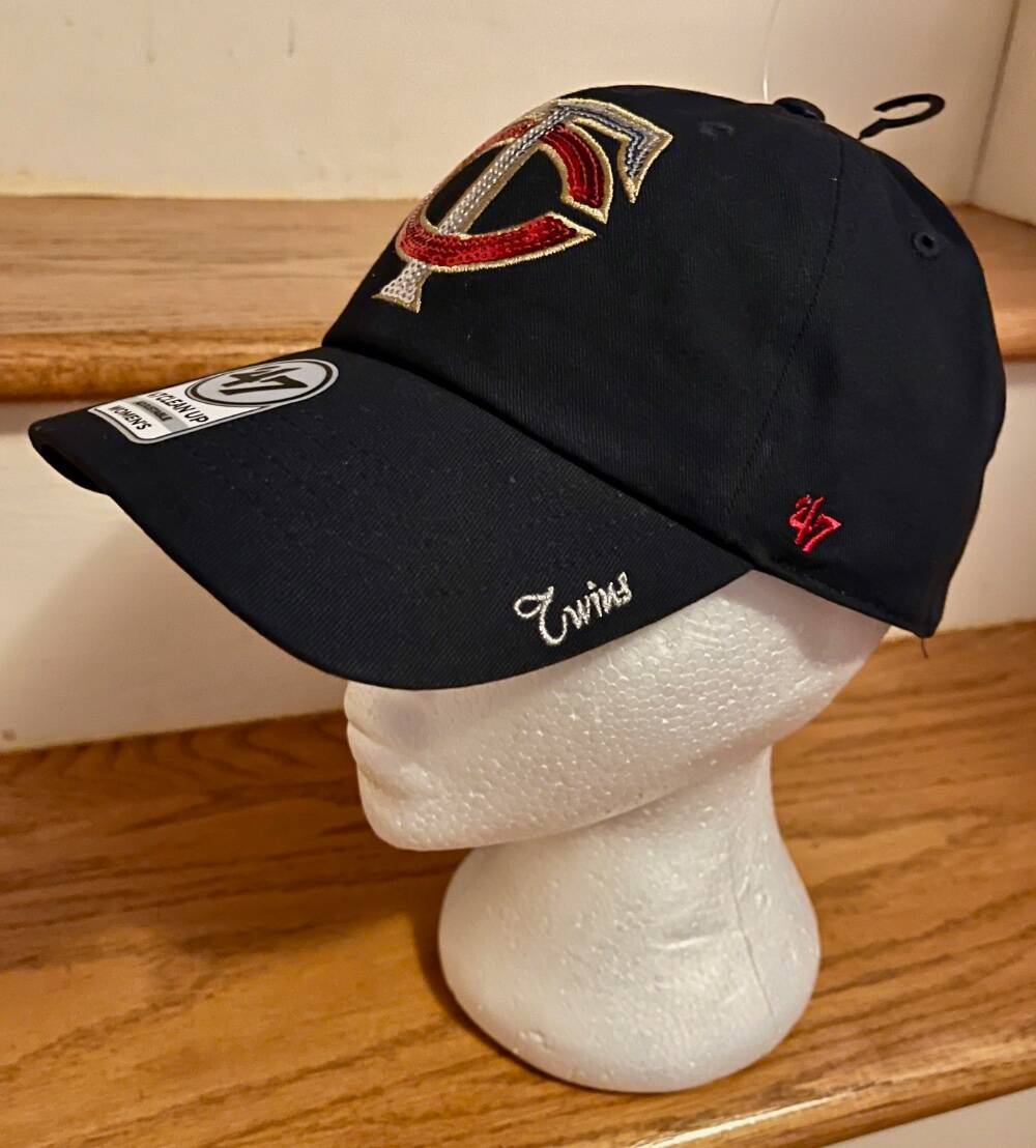 MLB~MINNESOTA TWINS LADIES~WOMENS SEQUIN LOGO ADJUSTABLE HAT 