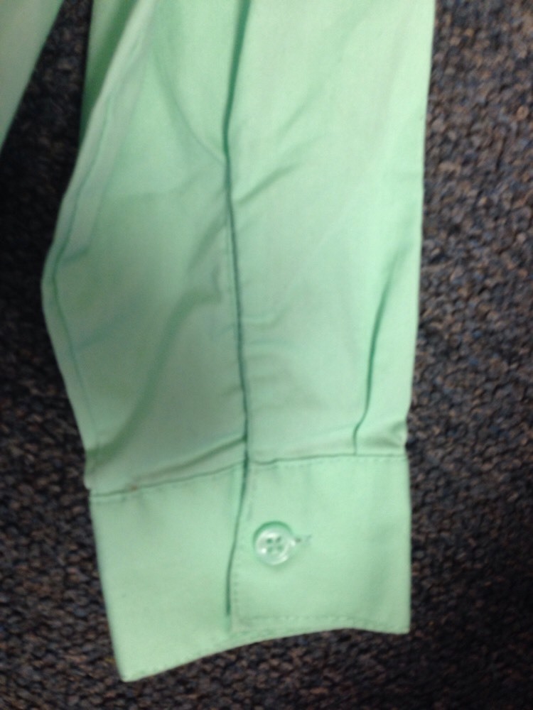 Ensemble Garçon Taille 7 : Pantalon Noir, Chemise Verte, Cravate Rayée Verte à Clip
