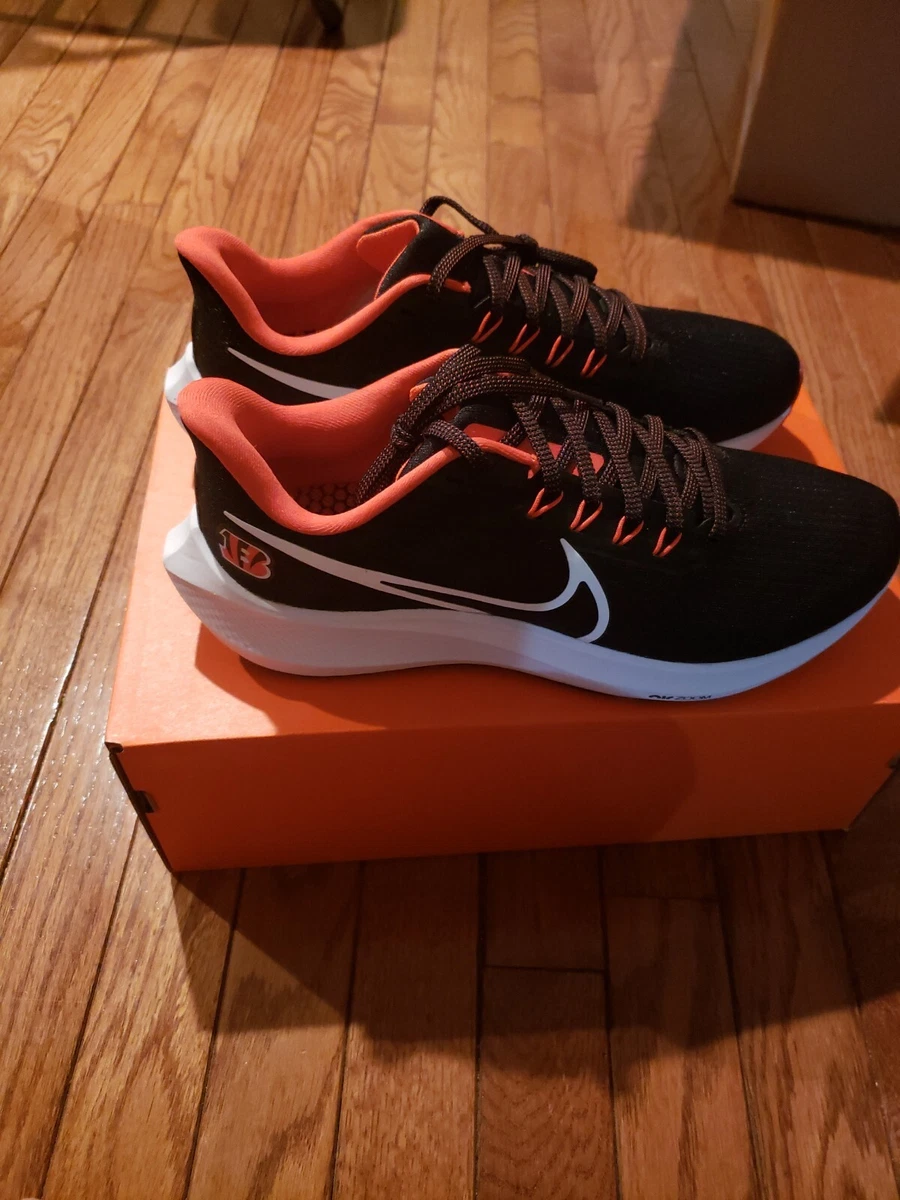 Nike Air Zoom Pegasus 39 Unisex NFL CINCINNATI BENGALS Sz 9 w/box New Authentic