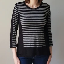 Multiples Dillard's Black Gray Striped 3/4 Sleeve Tee Shirt Small