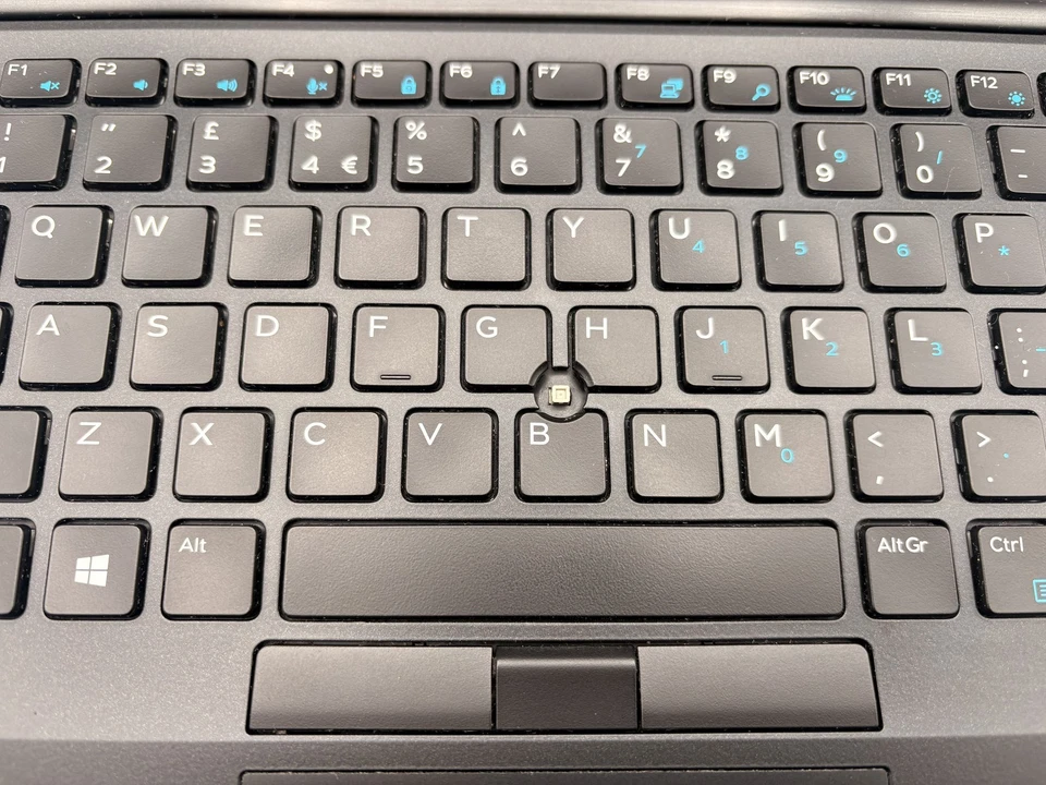 Dell Latitude 7490 · i5-8350U · 8GB · 240GB, photo 4 of 5