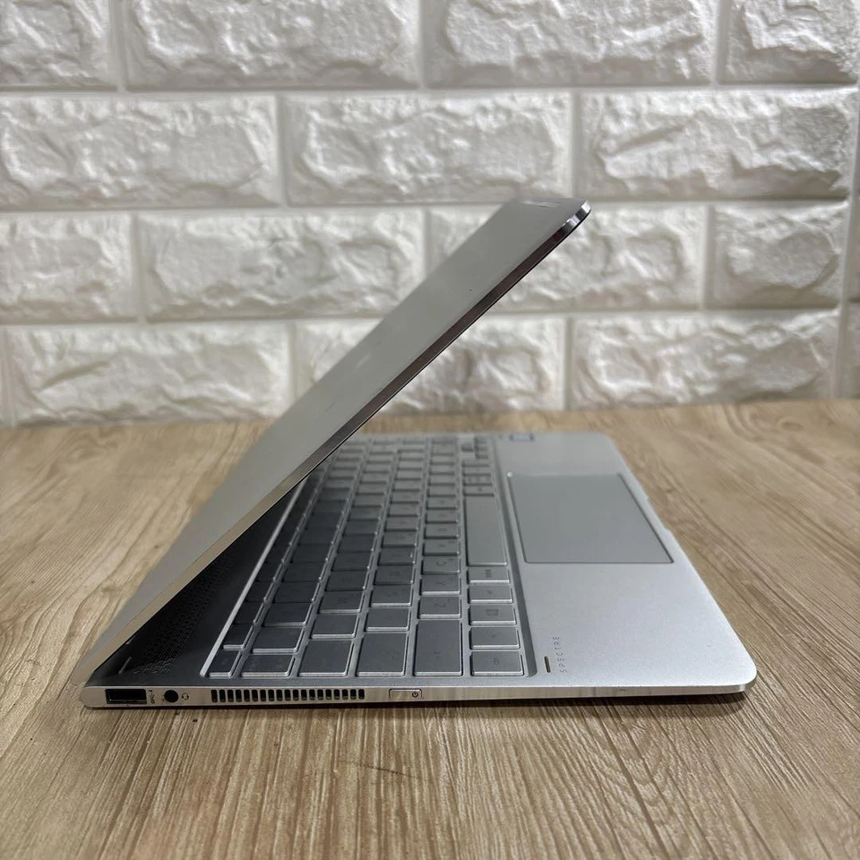 HP Spectre x360 13-ae0xx i7 16GB 512GB SSD 13" Touch 2-en-1 Silver ultrabook - Imagen 3 de 4