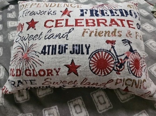 Throw Pillow 4th of July Americana Decor 18x13" Red White Blue New with Tags - Picture 2 of 3