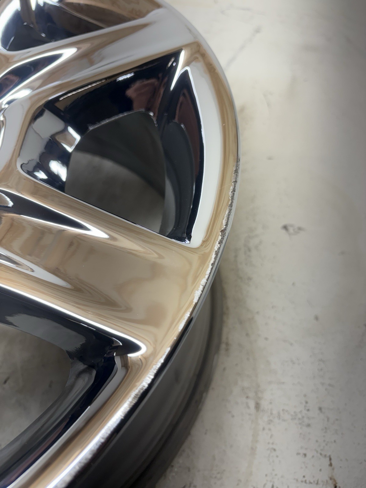 2010-2019 Rolls Royce Ghost 20” OEM Front Chrome Wheel Part #67733539