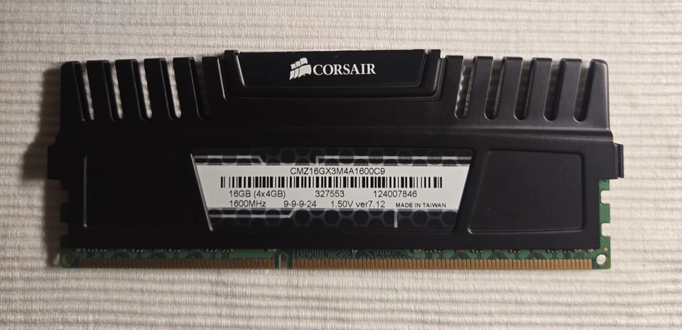 Corsair Vengeance (4x4GB) 16GB Arbeitsspeicher | DDR3 1600Mhz | CL9 XMP - Bild 2 von 2