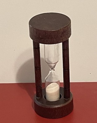 Vintage Wooden Egg Timer 3 Minute White Sand Filled Hour Glass 3 1/2  x 4 