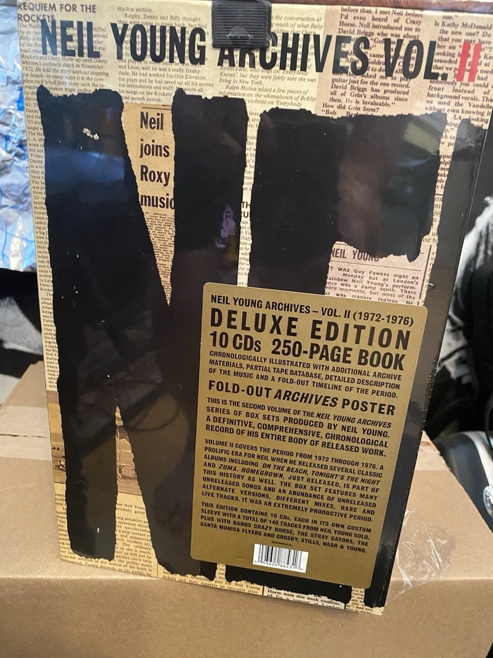 Neil Young - Archives Vol. II - BRAND NEW,SEALED - Limited Edition of 3000 Red - Image 4 of 4