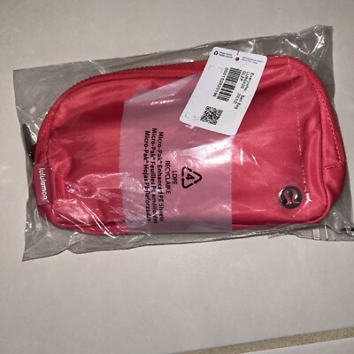 New With Tags Lululemon  Everywhere Belt Bag SONIC PINK