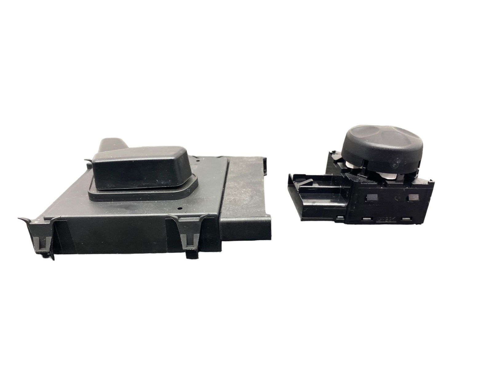Maserati Ghibli 2014-2016 FRONT+RIGHT Seat control switch