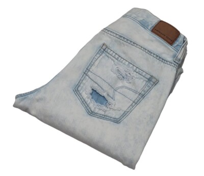 American Eagle Womens Hi Rise Mom Straight Jean Size 00. Distressed. Light Wash