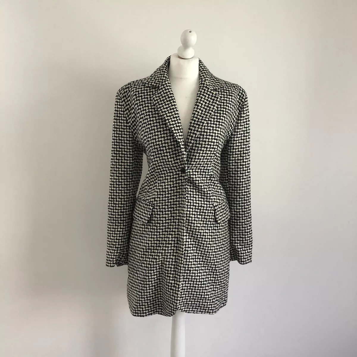 Zara black and cheap white blazer dress