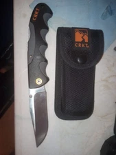CRKT FREE RANGE FOLDING KNIFE WITH BELT SHEATH