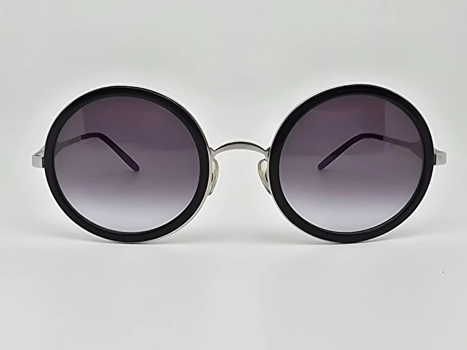 Wildfox Ryder 银色黑色镜框灰色渐变镜片圆形太阳镜带盒 50 毫米 — 第 3/4 张图片