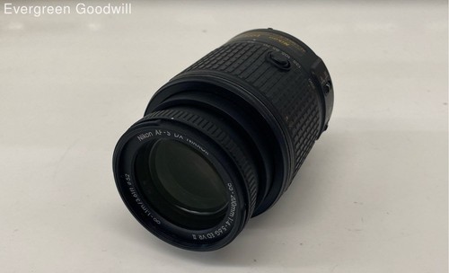 Nikon DX AF-S 55-200mm f/4-5.6G ED VR II Zoom Lens Untested