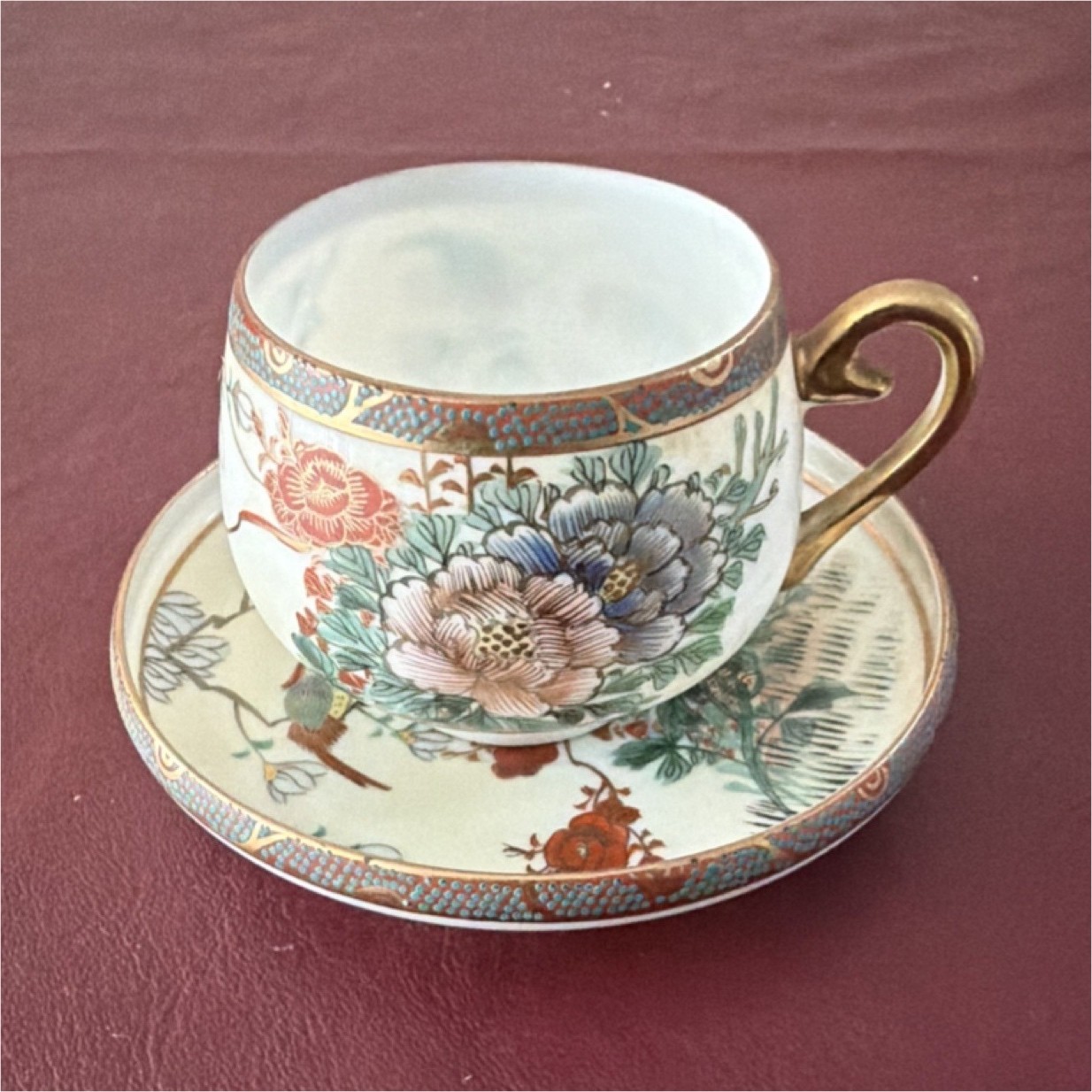 Cup & Saucer Set, White/gold**read Description