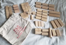 Vtg FAO Schwarz 60pc Smooth Natural Wooden Unit Building Blocks w/Canvas Bag Toy