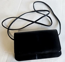 ili New York Genuine Leather Black Crossbody RFID Wallet/Organizer 