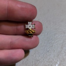 Catholic Daughters of the Americas CDA Cross Gold Tone Enamel Lapel Pin