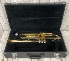 Yamaha YTR-2335 - Standard Bb Trumpet with Mouthpiece and Case