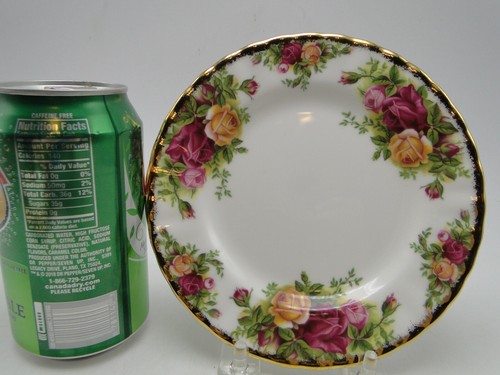 Royal Albert Old Country Roses 6¼in Bread & Butter Plate(s) gold trim fluted rim - Picture 2 of 3