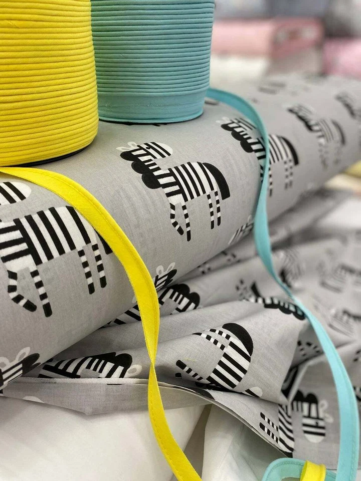 100% Cotton fabric. Animal print Fabric . Children's Fabric. Width 240cm - Image 4 of 4