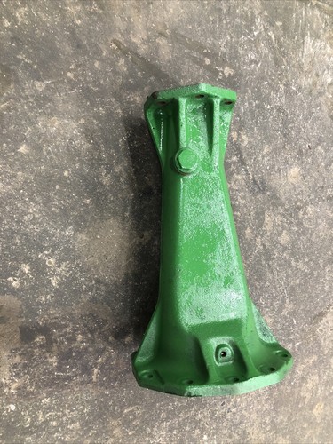 CH13905 John Deere 950 1050 Left Hand MFWD Axle Housing with Dipstick