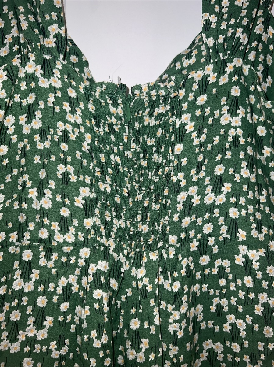 green emerald velvet dress LISTEN TO MY WORDS DRESS FOREST GREEN – Beyond Pink main image 1
