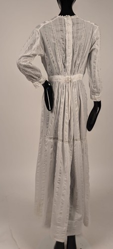 BEAUTIFUL EDWARDIAN WHITE CRINKLE STRIPE COTTON DRESS W LACE INSERTION - Picture 6 of 10