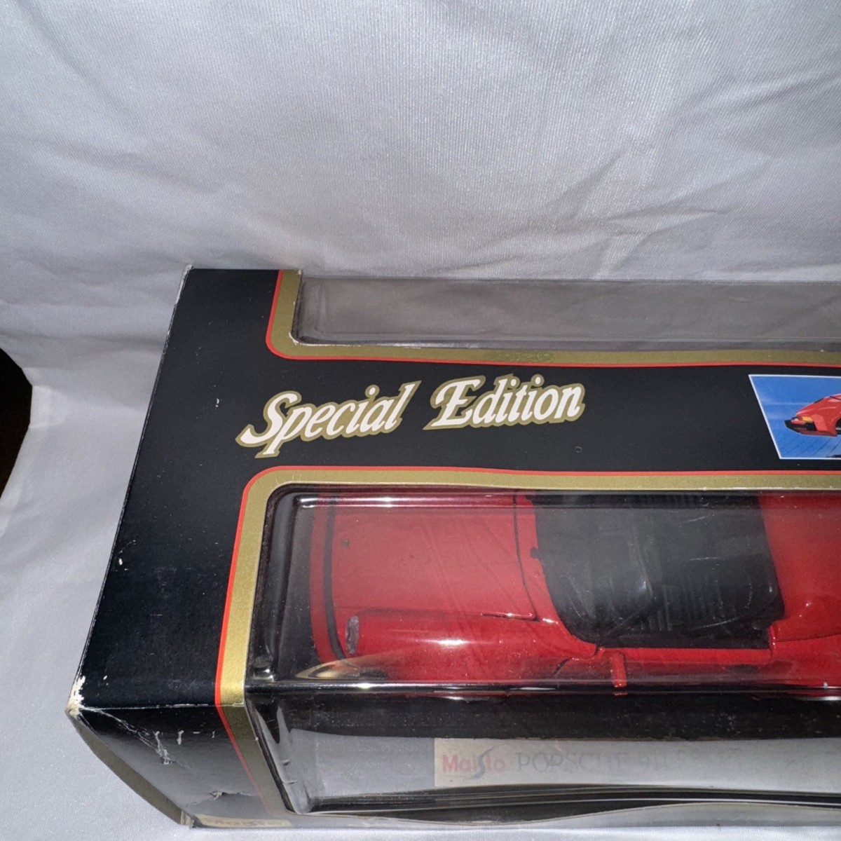 Maisto 1989 Porsche 911 Speedster 1 18 Die Cast #31802 Blue in OG