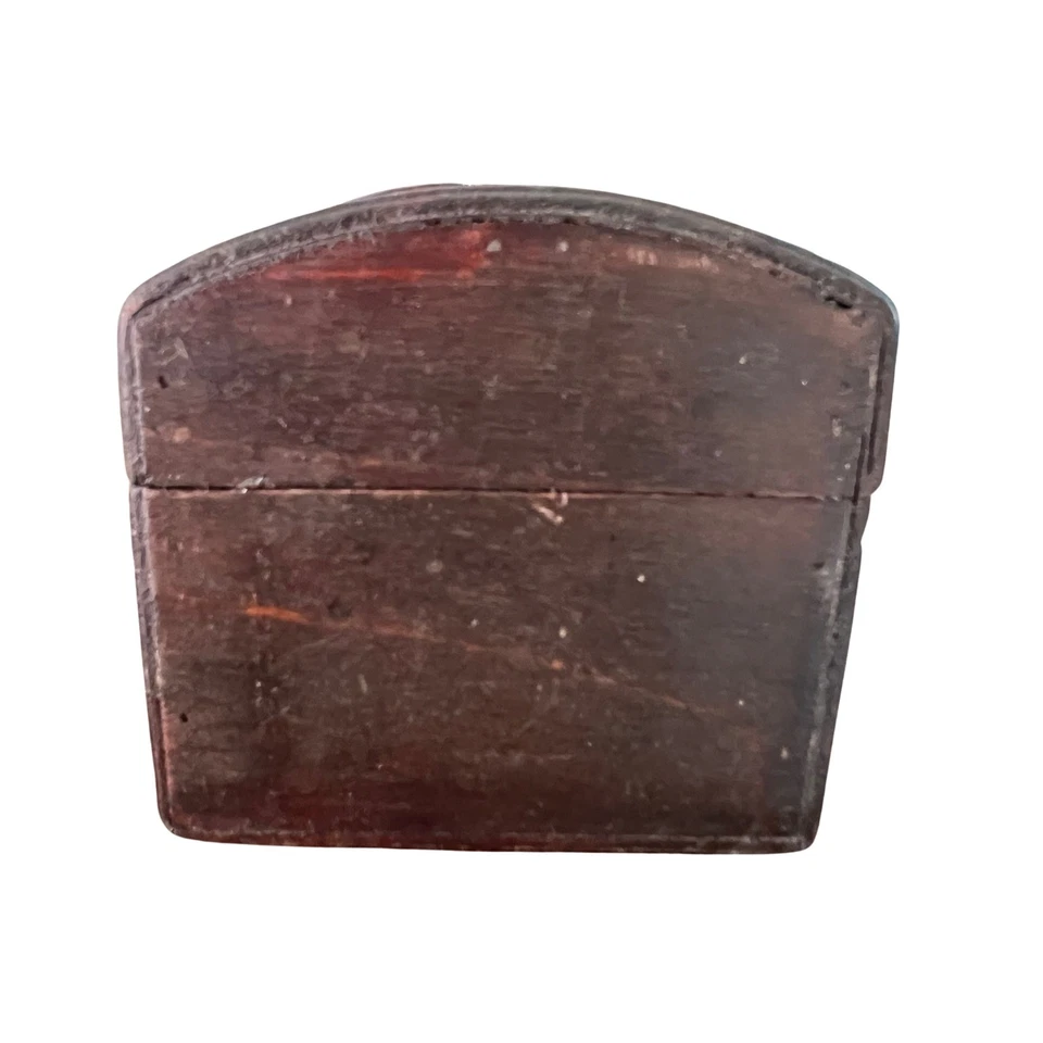 Vintage Floral Style Decorative Trinket Box Wooden Keepsake Chest Ornate Handle - Image 4 of 4