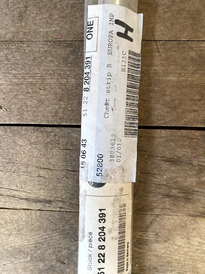 BMW M5 1997-2003, serie 5 riel exterior izquierdo moldura OEM 51227044901 Foto 2 de 4