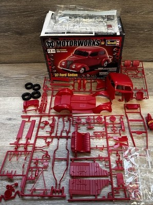 REVELL MOTORWORKS 1937 FORD SEDAN MODEL KIT 1/24 OPEN BOX SEE PICS