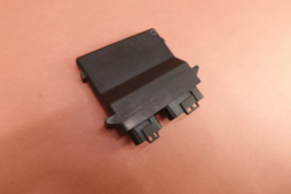 Unidad controladora de computadora CDI Suzuki Boulevard C50 VL800 2005-2009 ECU Foto 4 de 4