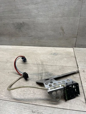 Mercedes-Benz CLS C219 2007 Amplificateur de son A2118380006 TNR30898 - Photo 1/2