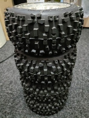 Proline Badlands Tires 17mm Hex #1178 2.72 X 5.85 1/8 Scale