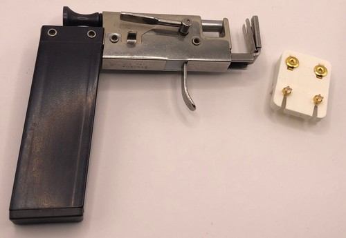 Vintage Roman Research Ear Piercing Instrument Gun - 第 1/4 張圖片