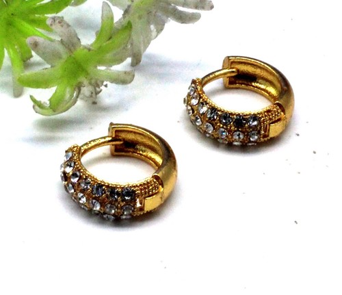 Pendientes chapados en oro amarillo de 14 quilates con piedras preciosas de c...
