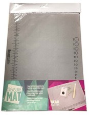 14 x 11 Inch Non-slip Rubber Backed Treasure Bead Mat