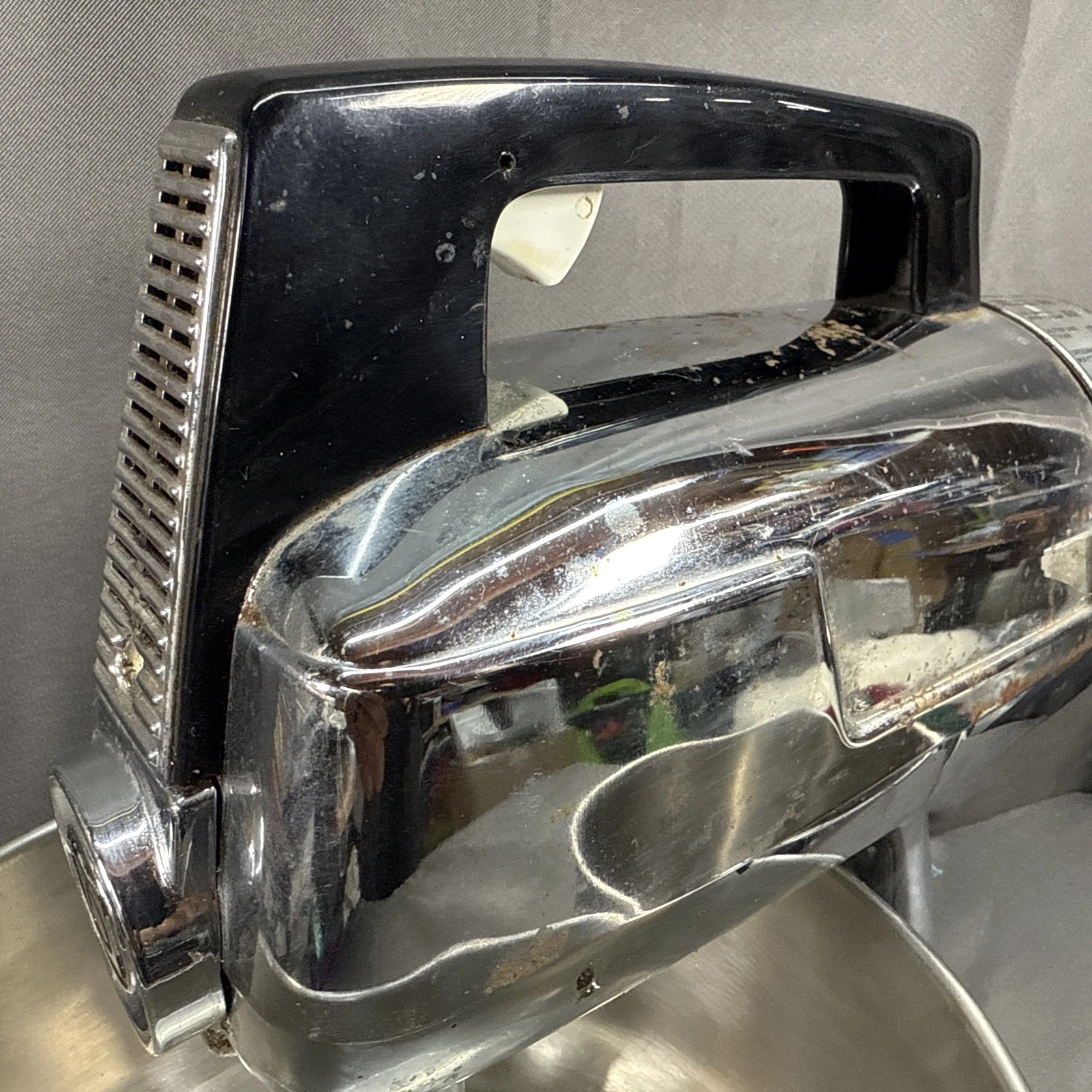 Dormeyer Power Chef SM12 Stand Mixer Vintage With All Accessories Pictured
Opens in a new window or