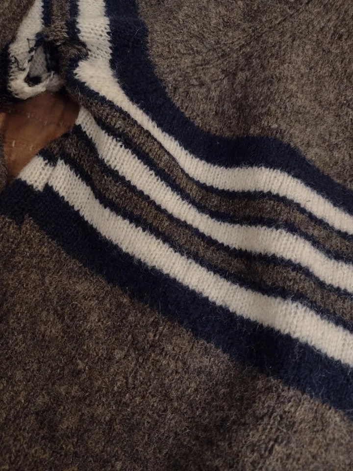 Suéter Vintage Lana Cuello en V Marrón Azul Marino Crema Rayas Años 70 80 Algunos Usan 23x23 Foto 3 de 4